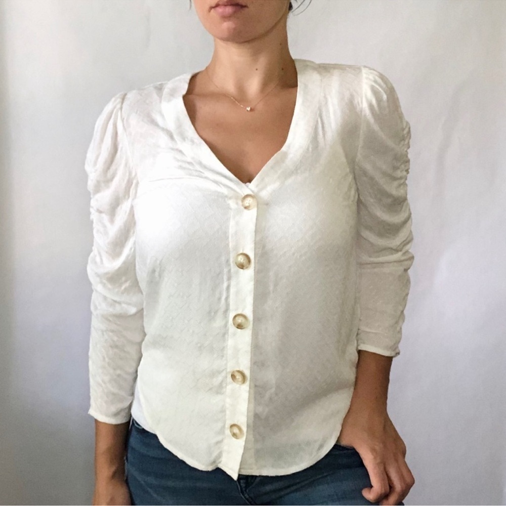EUC - Anthropologie Maeve Cream Colored Puff Sleeve Blouse - Size 6